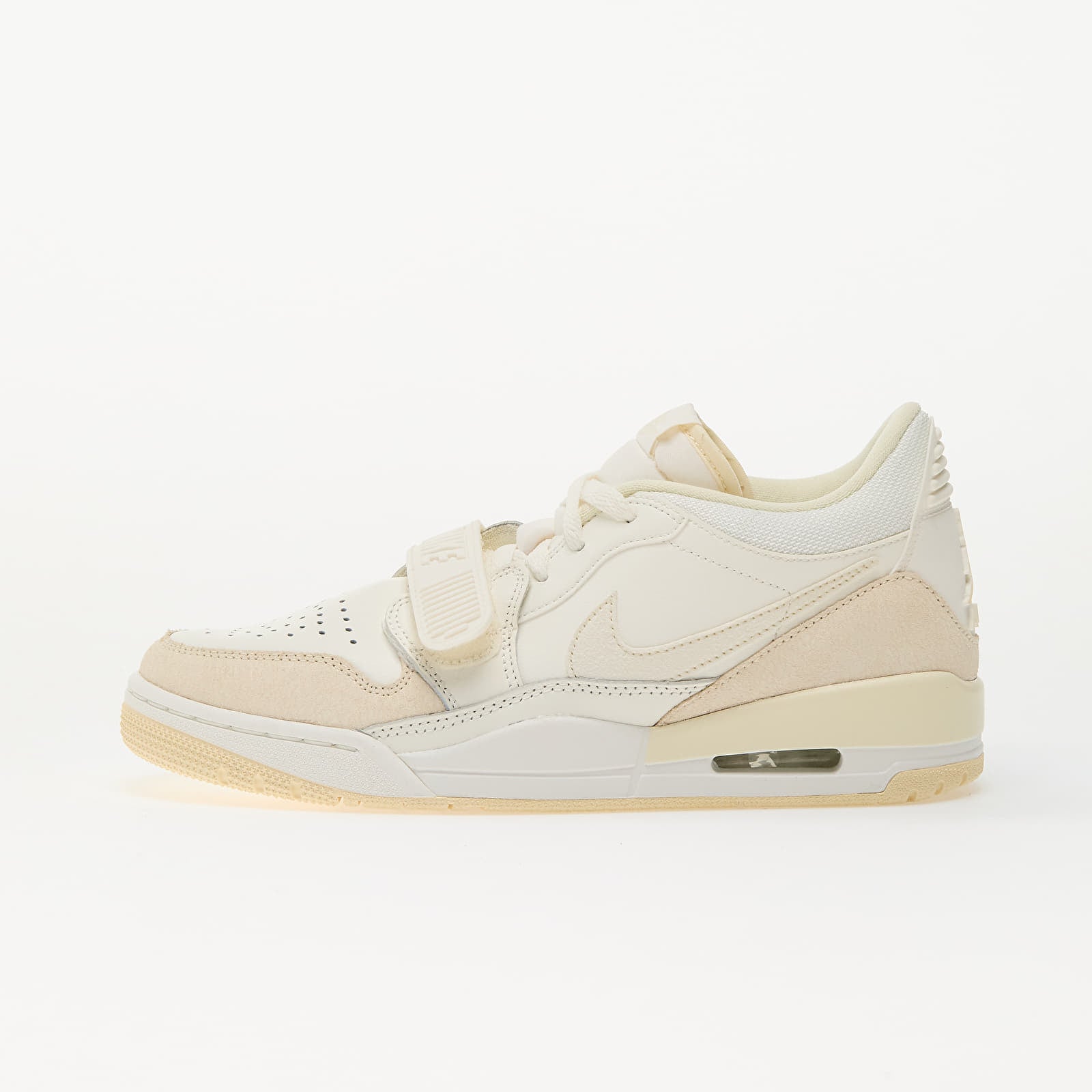Sneakers Air Jordan Wmns Legacy 312 Low Sail- Coconut Milk-Muslin EUR 36.5