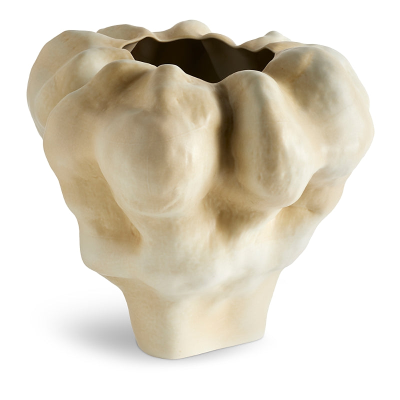 L'Objet Timna Vase, Short