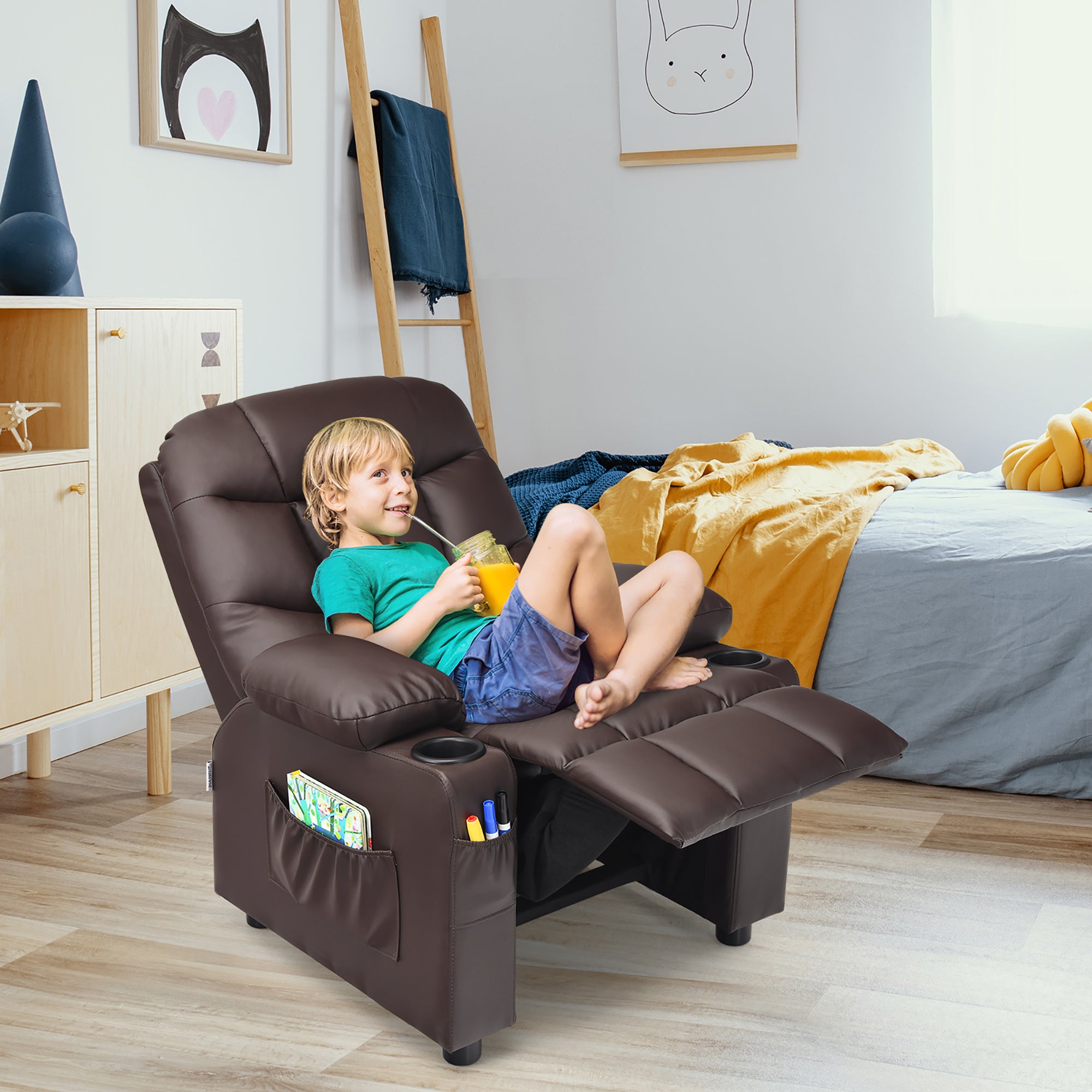 PU Leather Kids Recliner Chair with Cup Holders - Recliner Chair COFFEE