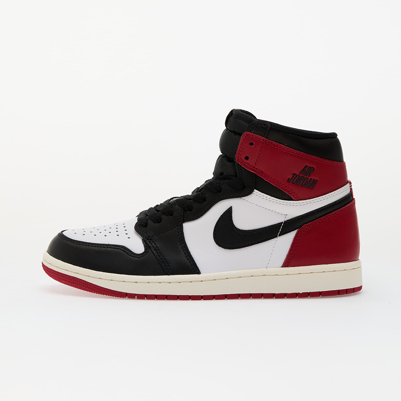 Sneakers Air Jordan 1 Retro High OG "Black Toe" White- Black-Varsity Red-Sail EUR 44