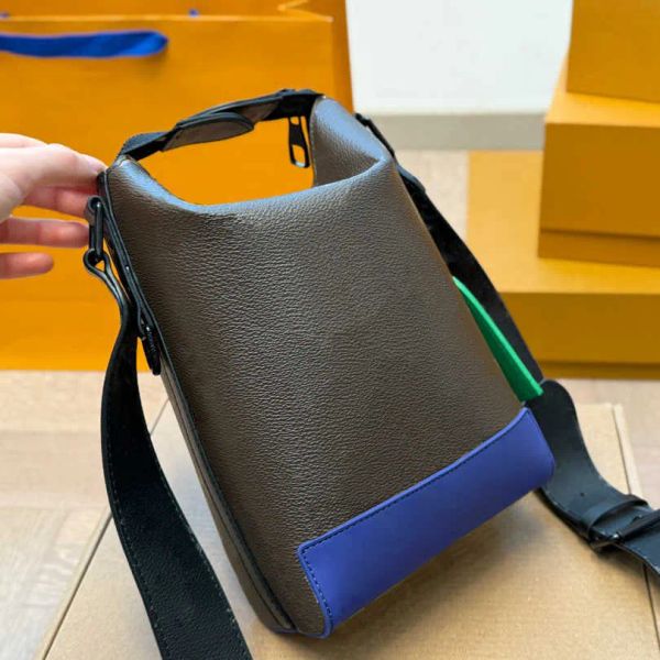 2025--10A Designer Chips Bag Leather Hobo Handbags Womens Embossed Frits Bag Mens Rock Climbing Purse Crossbody Shoulder Bag Wallet