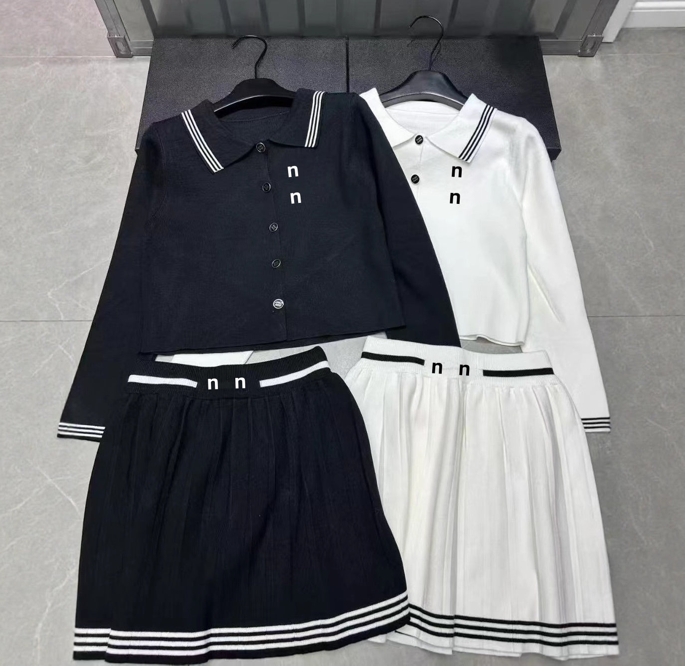 Knitted Designer Skirt Set Fashion Two Piece Set Women Knits Tank Top Sweater And Pleated Half Skirts 2Pcs Luxury Brand Dresses Sets For Women multi