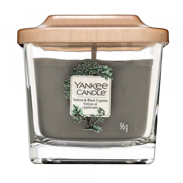 Yankee Candle Vetiver și Chiparos Negru 96g