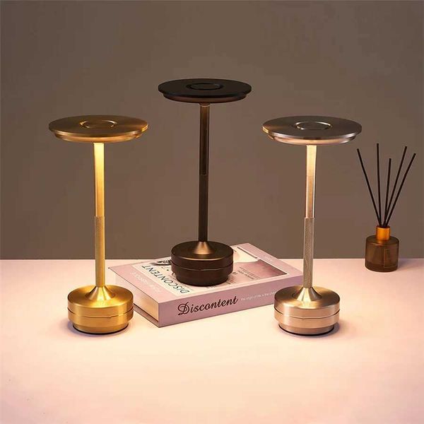 New LED Cordless Table Lamp Metal Retro Bar Desk Light Rechargeable Touch Dimming Night Light for Restaurant Hotel Bedroom Decor Z250211