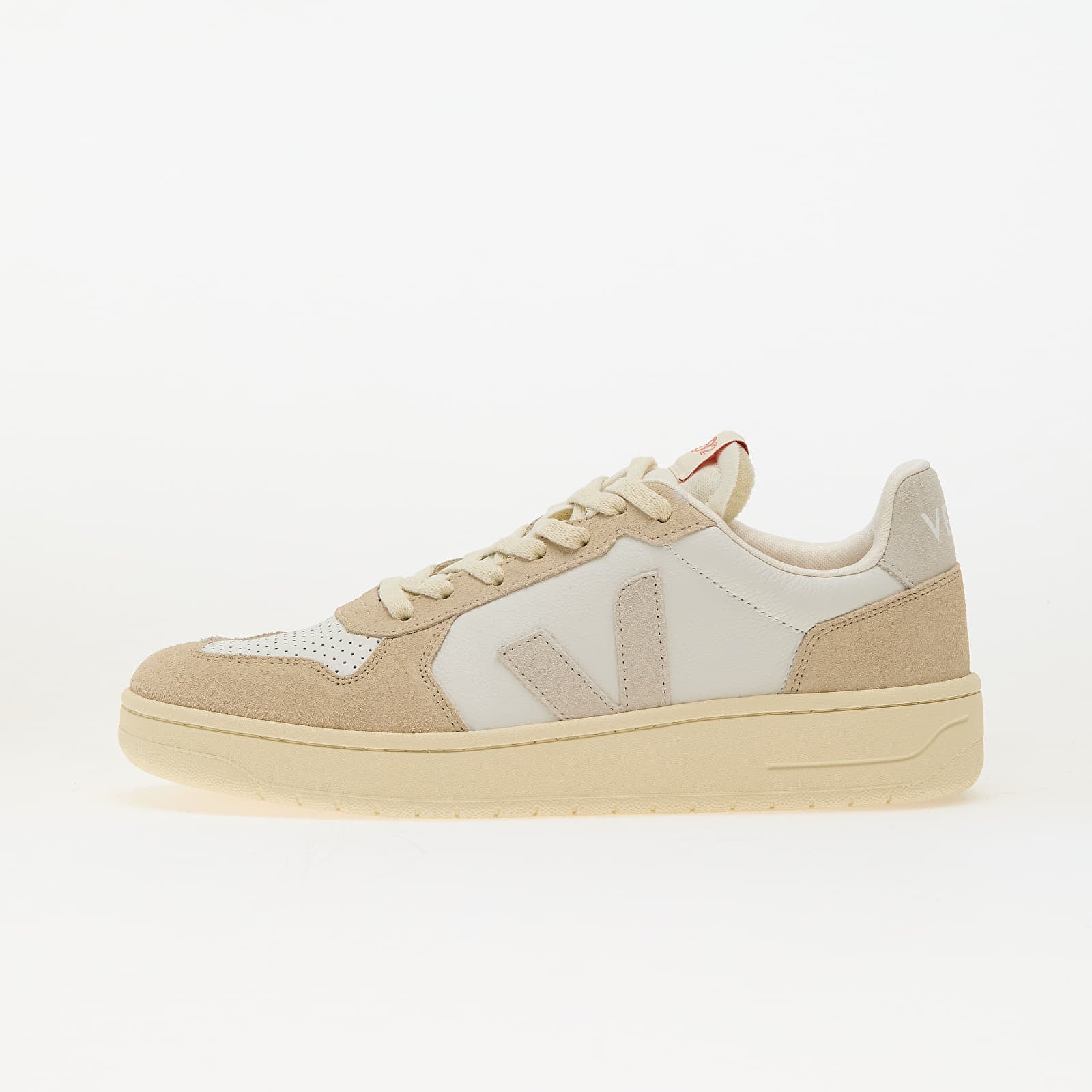 Sneakers Veja V-82 Leather Ex-White Natural Almond EUR 43