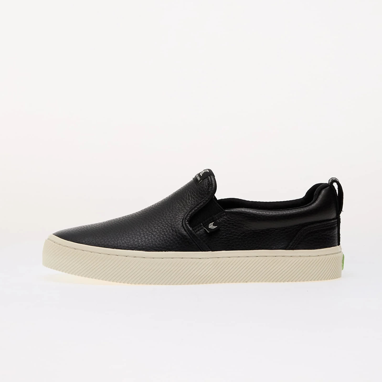 Sneakers Cariuma W Slip-On Black EUR 37