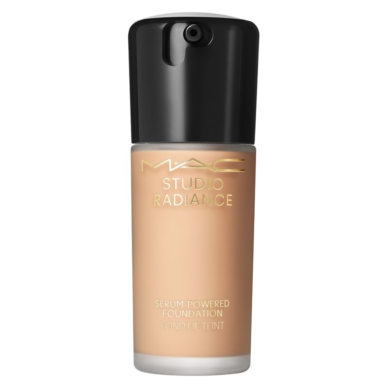 Mac Studio Radiance Serum-drevet Foundation Nw35 (30 ml)