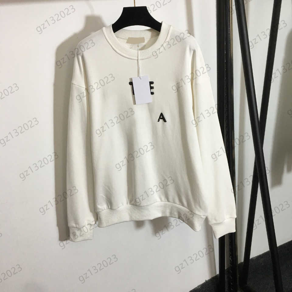Womens Hoodless Hoodie Chest Sequined Letter Logo Embroidery Sweatshirts Thread Round Collar Left Shoulder Long Sleeve Pullover Tops Designer Joker