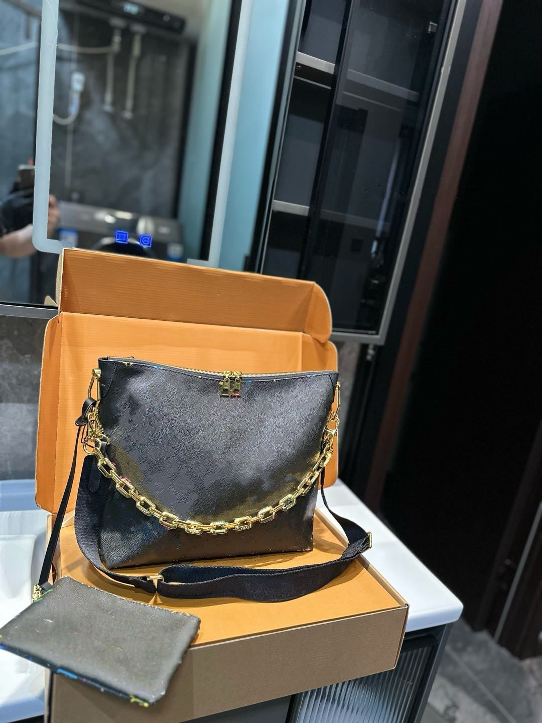 New Cousin Women&#039;s Handbag CousinShoulder Bag Women&#039;s Metal Chain Handbag Wallet Baguette Leather Zipper Wallet Black Color Letter Detacha