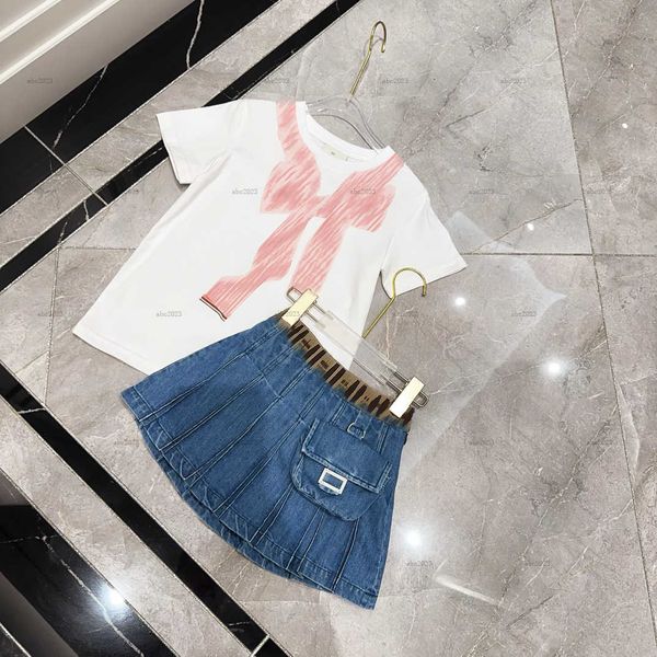 Classics girls dress summer t-shirt set baby skirt set kids designer clothes Round neck Short-sleeved and Letter printed skirt