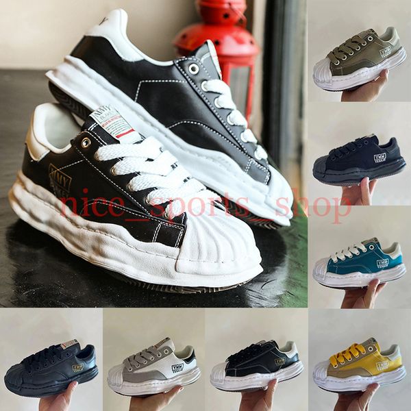 2024 Hotsale Athletic Shoes low top Sneakers sports Canvas Trainer lace-up Trim shaped Toe women luxury designers shoe rubber cap factory fo