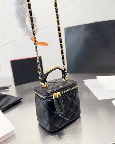 Women Crossbody Bags Metal Handle New Classic Designer Mini Portable Box Cosmetic Lipstick Bag Vanity Case Handbags Totes with Mirror