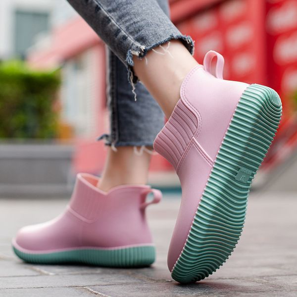Boots Women&#039;s Low-top Waterproof Ladies Rain Shoes Slip on Summer Woman Rubber Shoe Fashion Washing Car Ankle Boot 68cc Fashi