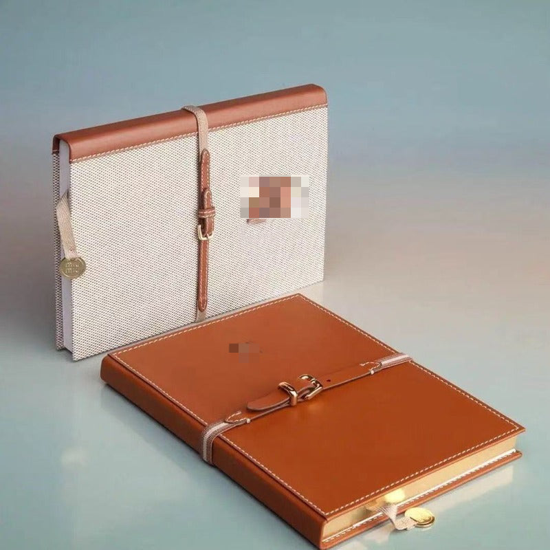 Elegant Designers Manual: Luxury Notebooks Made from High-Quality Material