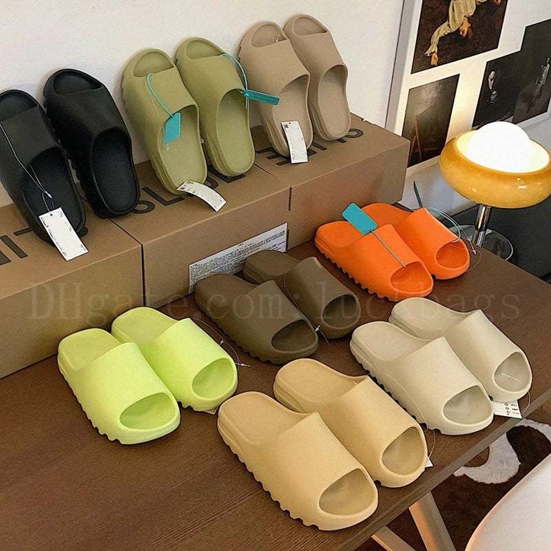 Designer Foam Slides Slippers Eva Mens Womens Comfortable Sandals Glow Green Soot Onyx Black Bone Resin Desert Sand Pure SlideTkF4#