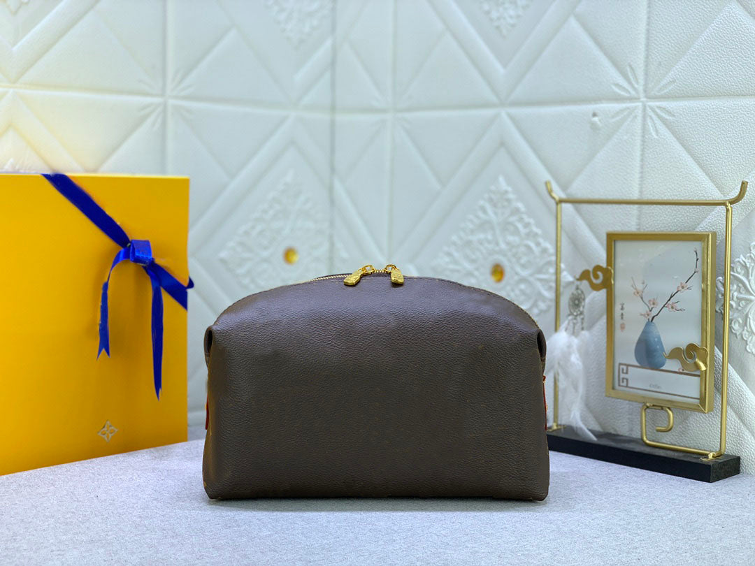 New King Size Toiletry Bag Women Extra Large Wash Bags Luxurys Designers Make Up Cosmetic Toilet Pouch Men Beauty Makeup Case Pochette Zippy Kits th