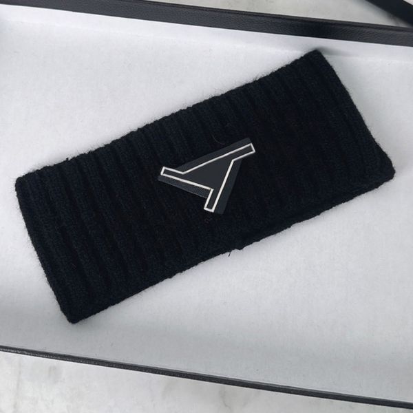 Hand Wool Knitting Headbands HairBands for Women Triangle Letter Headband Elastic Yoga Sports Fitness HeadWrap HairJewelry Christmas Gift
