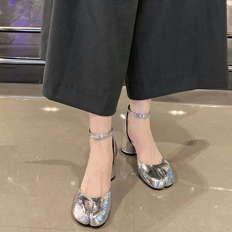 Fashion Tabi Ninja WomenRound Split Toe Shallow Thick Sandals Single Mid Heel Mary Janes Shoes Female Pumps 240927