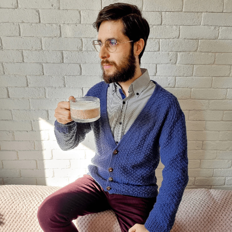 Tom’s Cardi - Cardigan