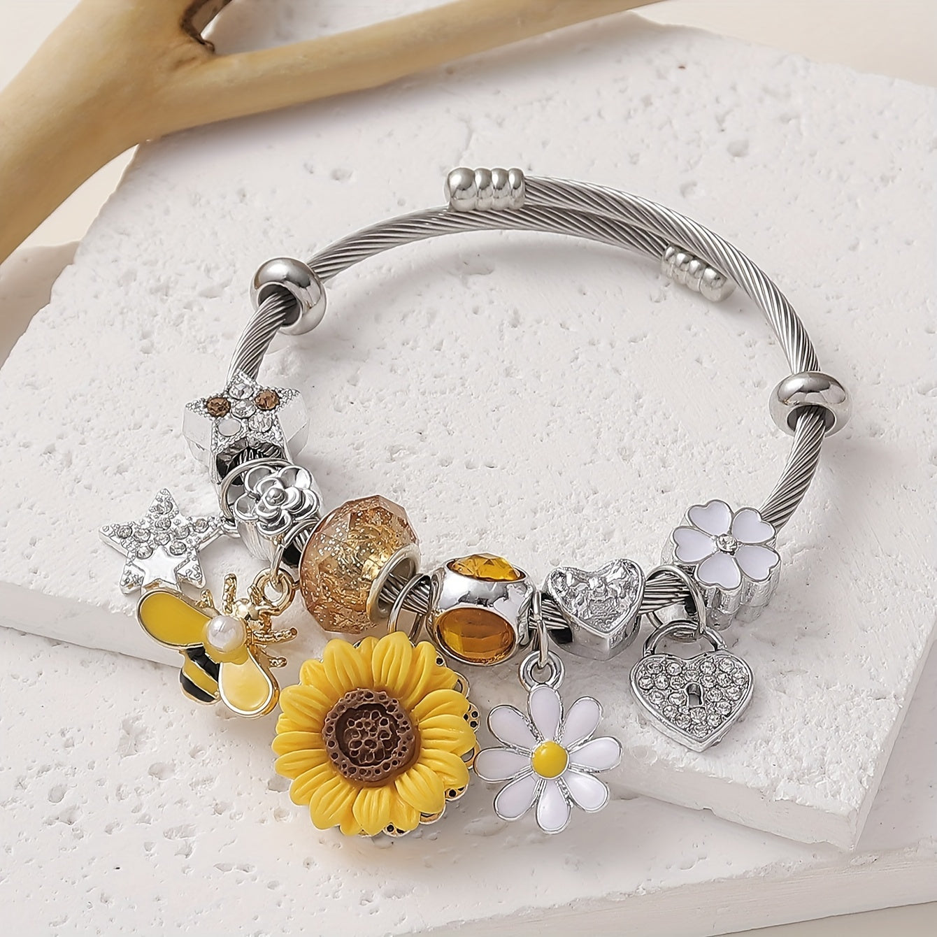 TEMU Elegant Sunflower And Bee Charm 925 Bracelet, Parties, Vacations, Daily Wear, Graduation Gifts, Birthday Presents