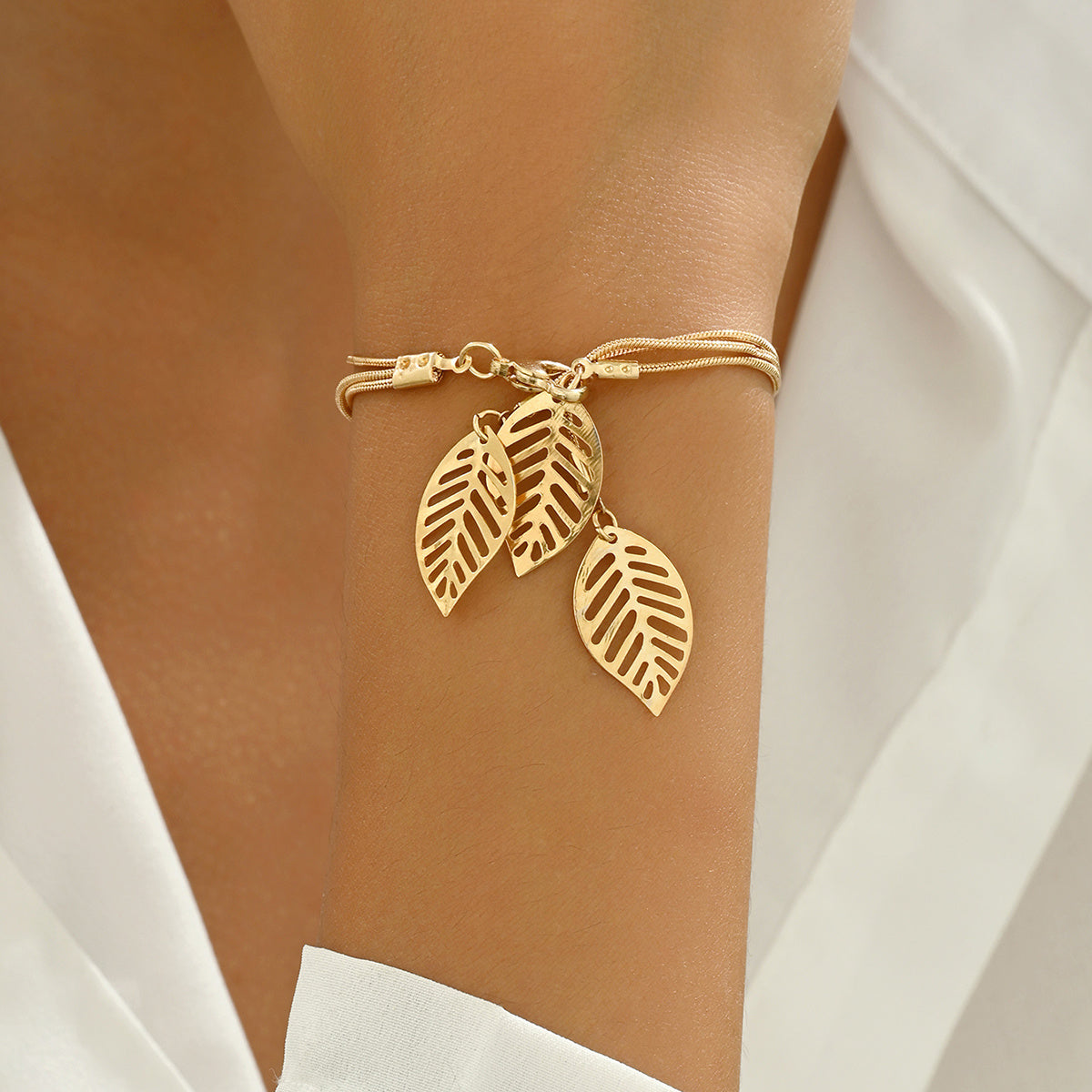 TEMU Elegant Leaf Charm Bracelet - Vintage & Minimalist Style, Copper For Women's Casual Attire