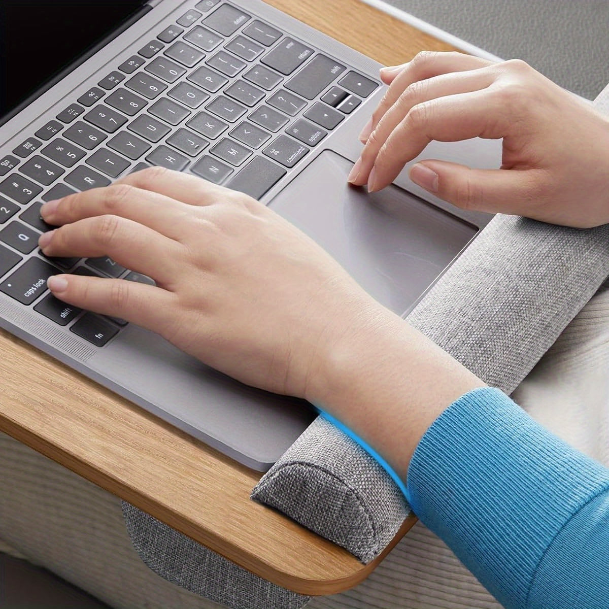 TEMU 17-inch Wood Grain Laptop Desk With Tablet, Phone & Pen Holders – Built-in Mouse Pad And Wrist Rest For Use