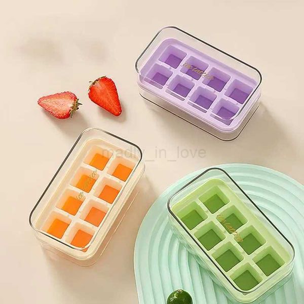 Press Type Ice Cube Tray Transparent Lid Ice Box 8 Grids Kitchen Gadget Ice Maker Mold Leakproof for Beer Soda Cocktail WhiskyM240719