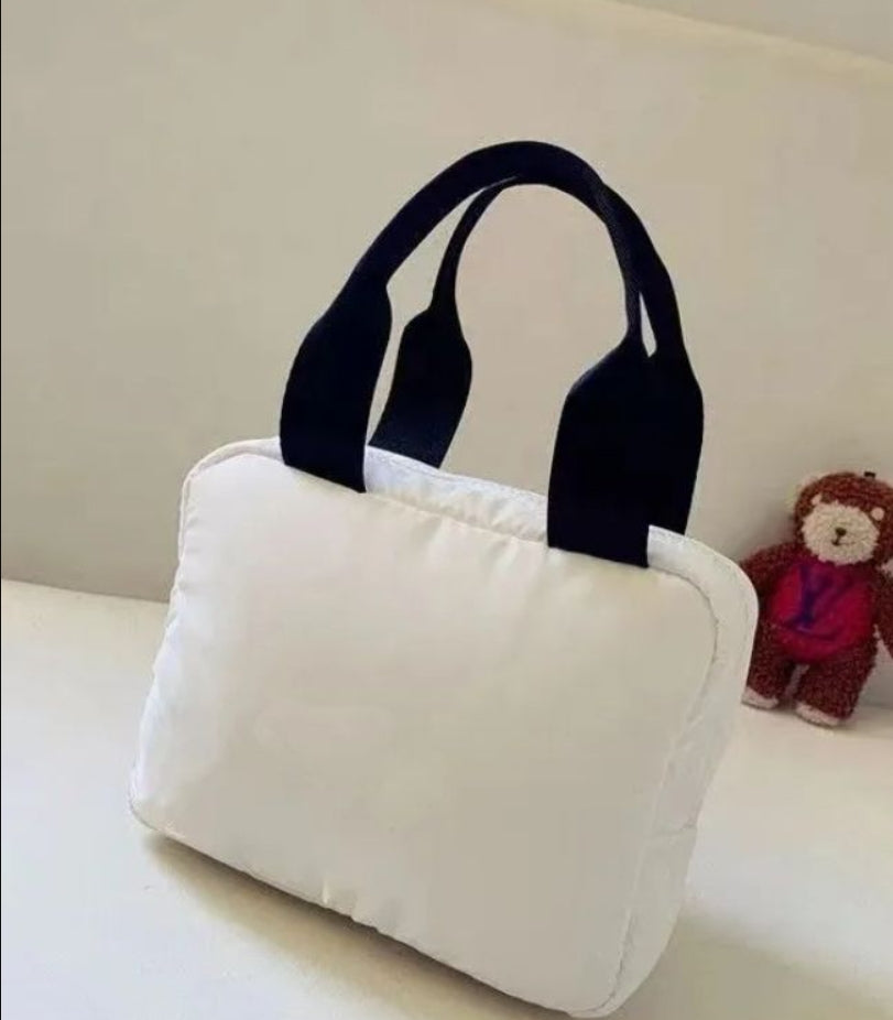 Designer Storage Boxes For Women Makeup Bag Lipstick Bag Travel Handbag Portable Cosmetic Organizer