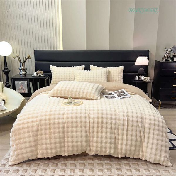 Solid Color Bedding Set Big Bubble Rabbit Hair Four Piece Set Thicken Quilt Cover Bed Linen Pillowcase Queen King Bedroom Decor b94