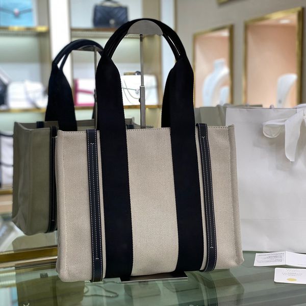 Designer bag Tote Bags High Quality Woody Medium Canvas Tote Basket Hand-Woven Bags Canvas Linen Classic Striped Braid Quilted Chain Large C