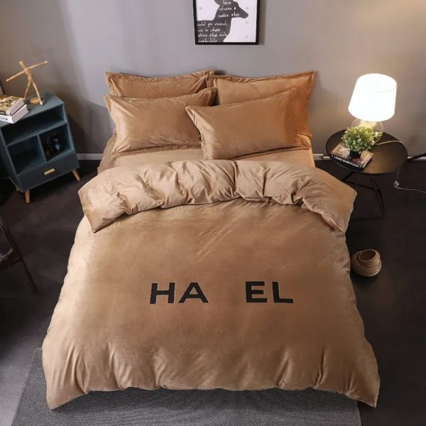 Bedding sets Foreign Trade Fashion bedding sets tabby2pcs comforters setvelvet duvet cover bed sheet comfortable king Quilt size H250113