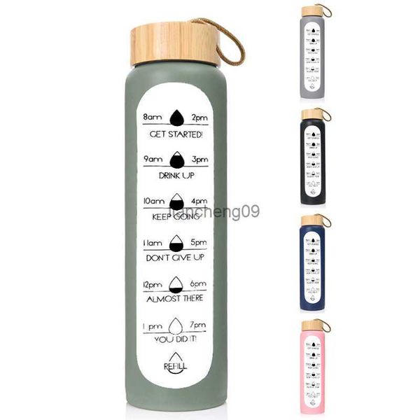1000ml Glass Water Bottle with Time Marker Reminder Quotes Leak Proof Water Bottles with Silicone Sleeve and Bamboo Lid L230620