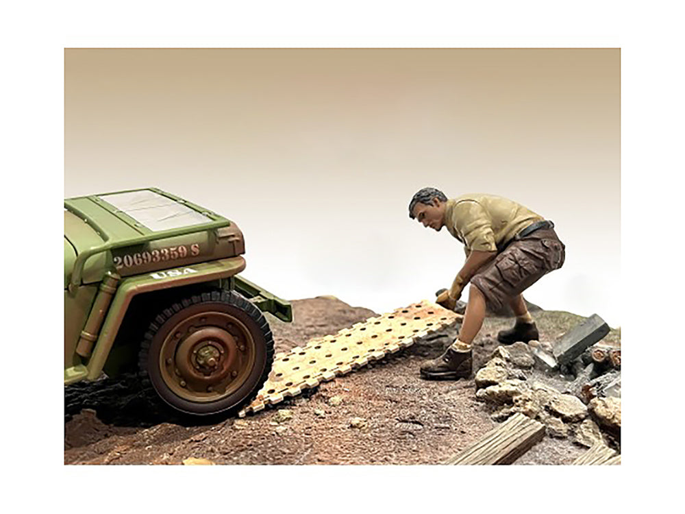 "4X4 Mechanic" Figure 2 with Board Accessory for 118 Scale Models by American Diorama