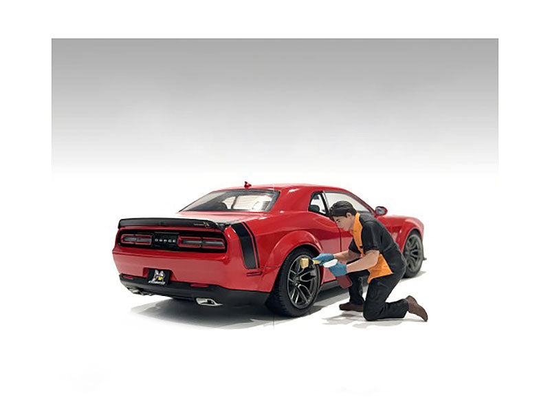 "Detail Masters" Figure 1 (Wheel Cleaning) for 124 Scale Models by American Diorama