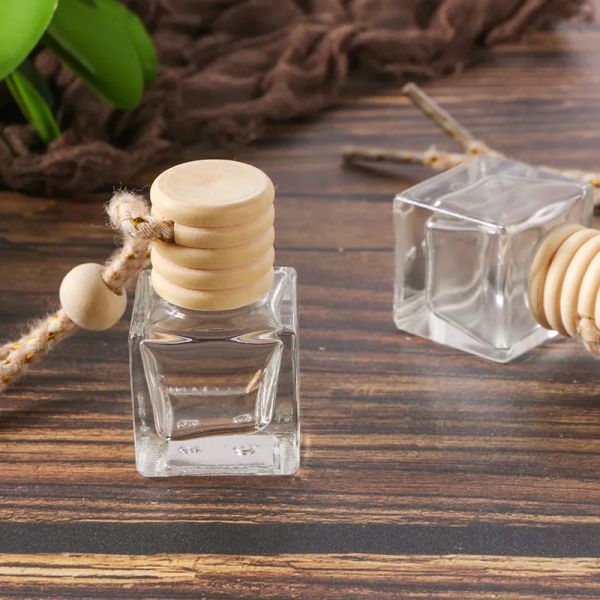 500pcs Car perfume bottle car pendant perfume ornament air freshener for essential oils diffuser fragrance empty glass bottle DH9585