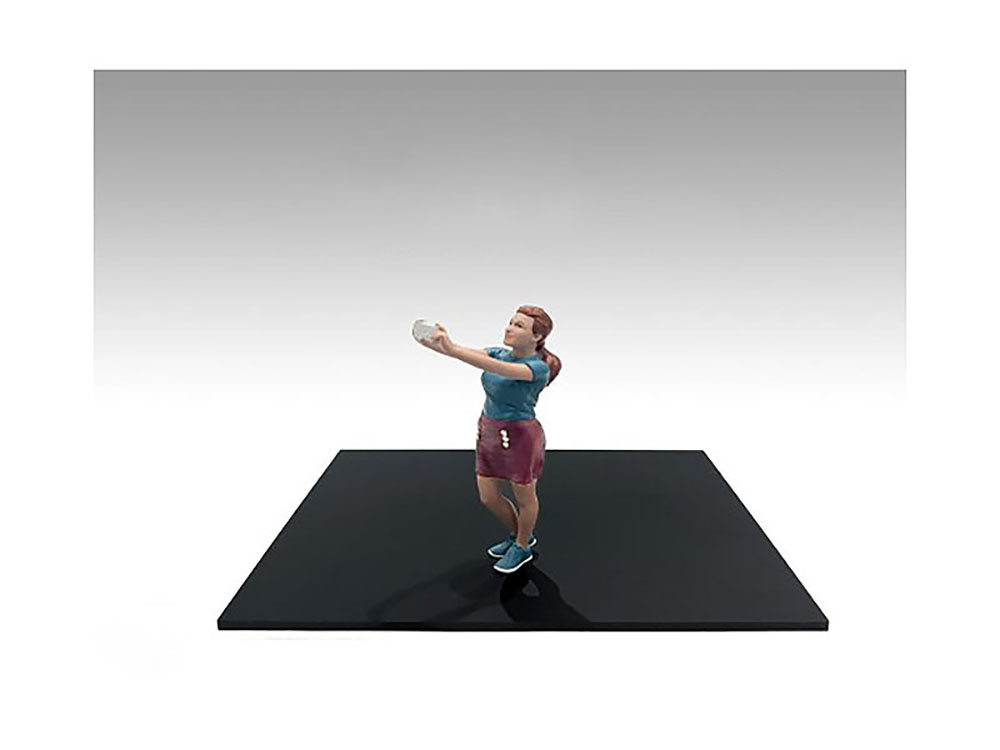 "Figure18 Series 1" Figure 702 for 118 Scale Models by American Diorama