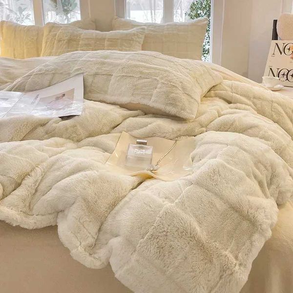 Faux Rabbit Fur Autumn Winter Warm Bedding Set Plush Skin Friendly Breathable Warmth Duvet Cover Set Queen Cozy Quilt Cover SetsC241021
