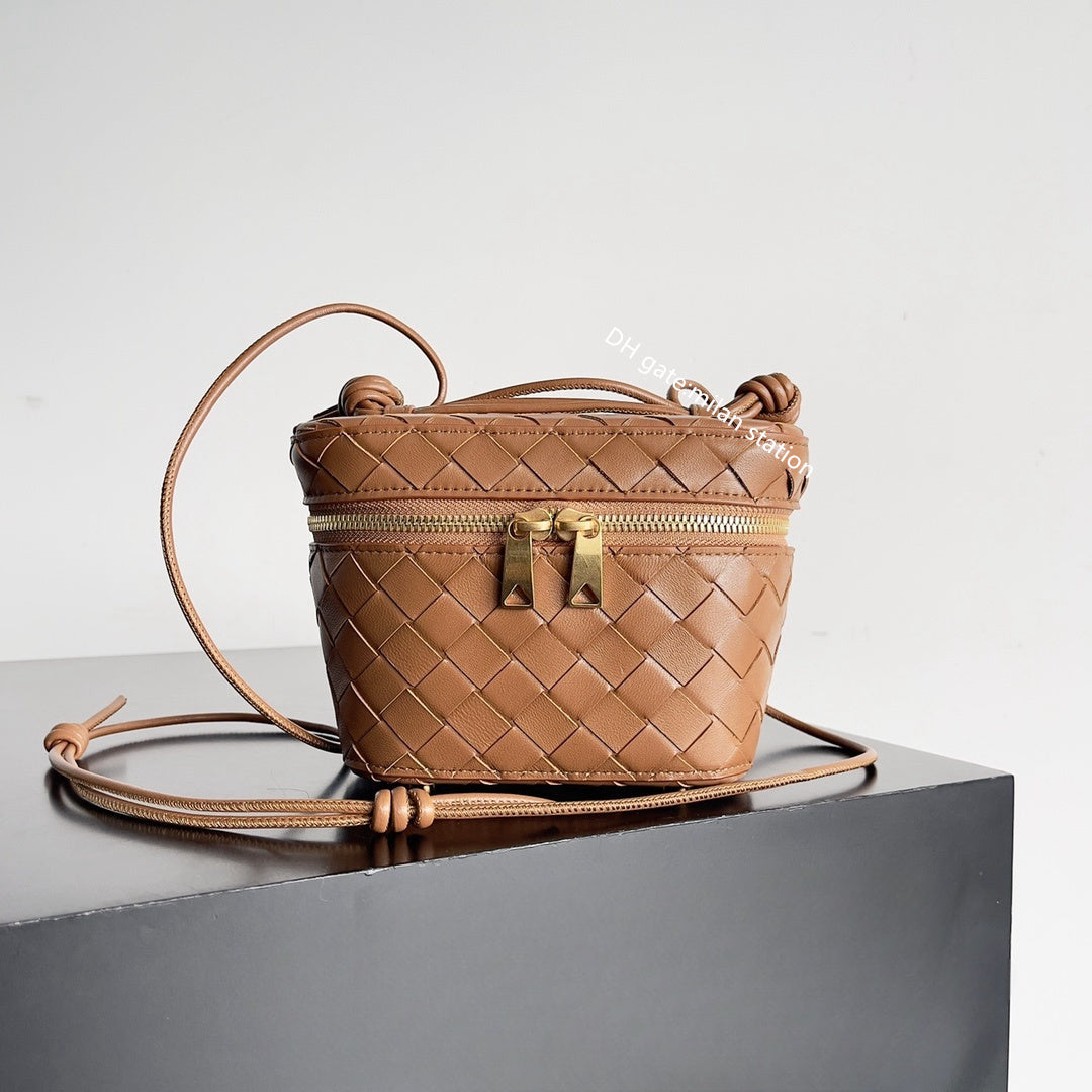 10A Mirror quality Women shopping shoulder bags cosmetic handbag Designer Venetabottes Jodie Woven tote bag intrecciato handbag nappa weaving Knitti