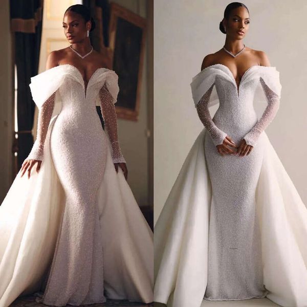 Stunning Chart Mermaid Overskirts Off Shoulder Long Sleeves Beaded Wedding Dresses Bridal Gowns Sweep Train Designer Bride Dress 0515