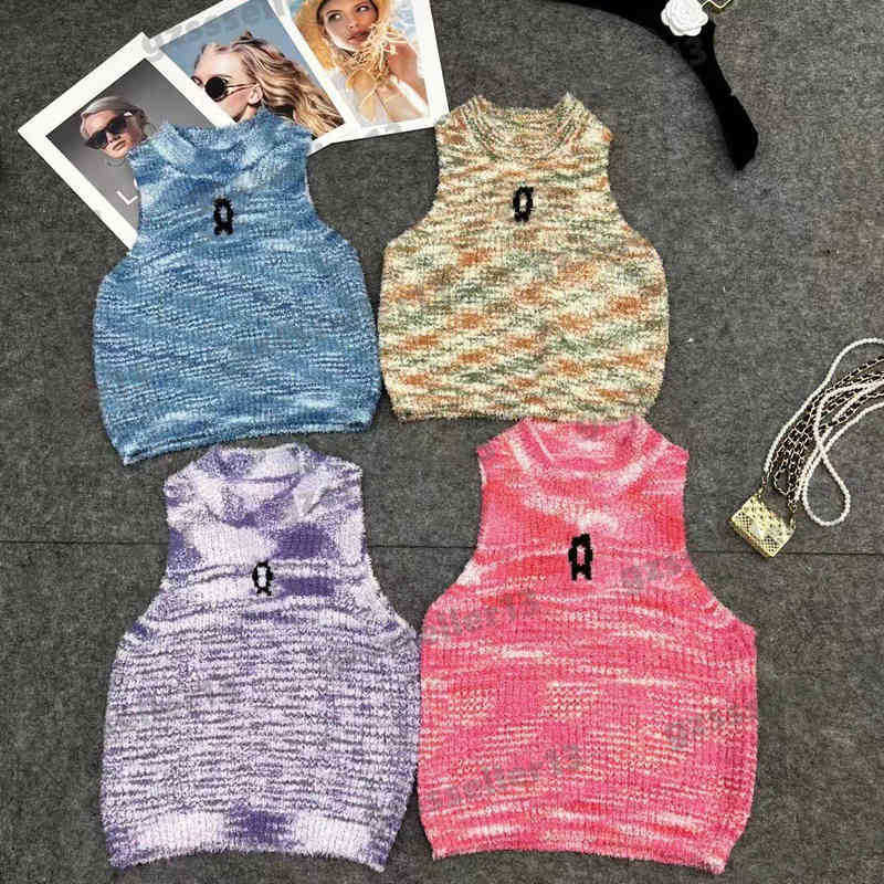 Designer Womens Tanks Camis CNL Chest Logo Embroidery Fashion Tops Vests Cotton Crewneck Knit Sleeveless Sweater For Women Clothing 4 Colors