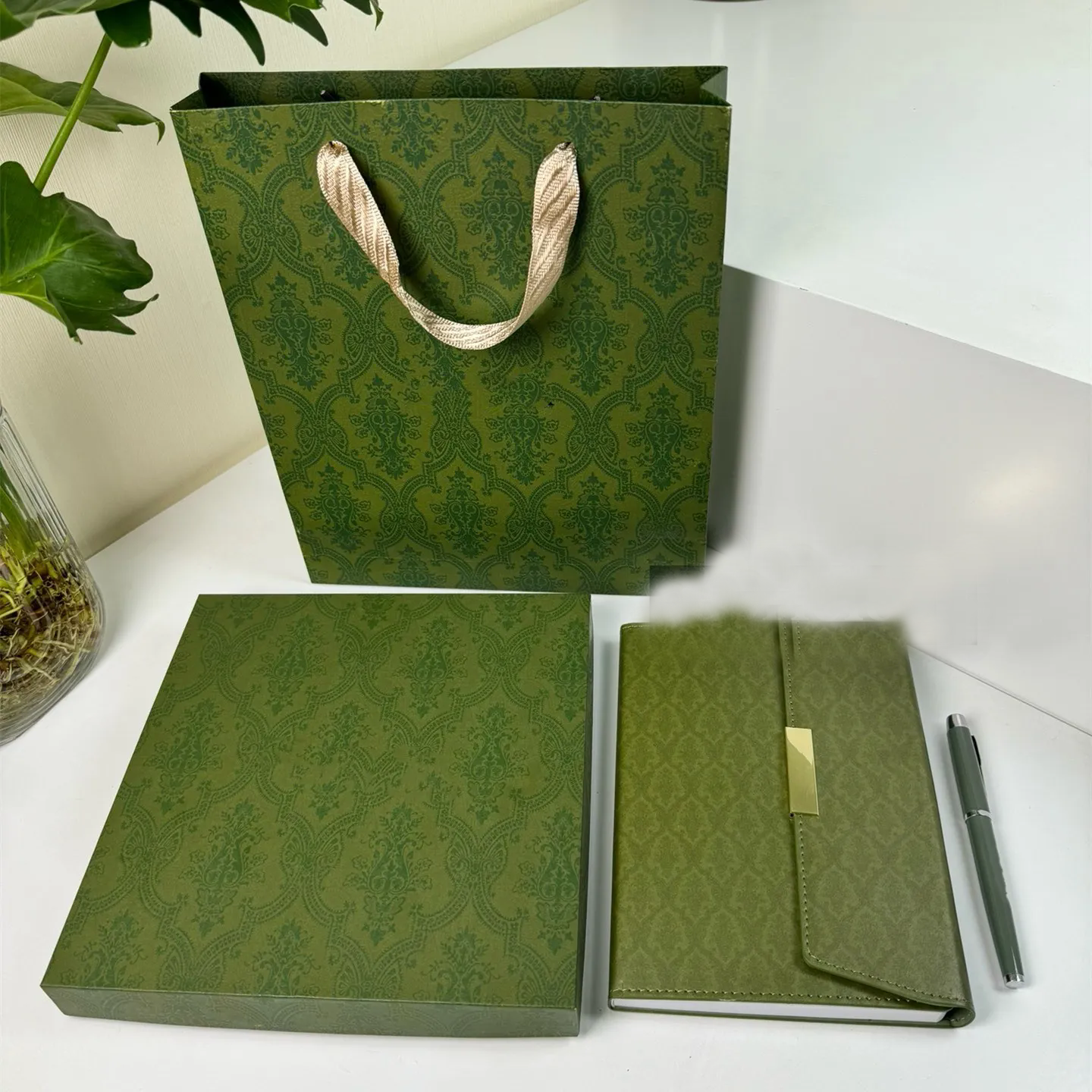 Designer set Classic letter printed green notebook+pen+refill combination box Teacher&#039;s Day, Valentine&#039;s Day gift with packaging bag