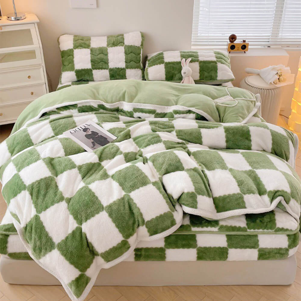 Milk Velvet Checkerboard Quilted Bed Sheet Set, Green - Pillowcase (2 Pcs)