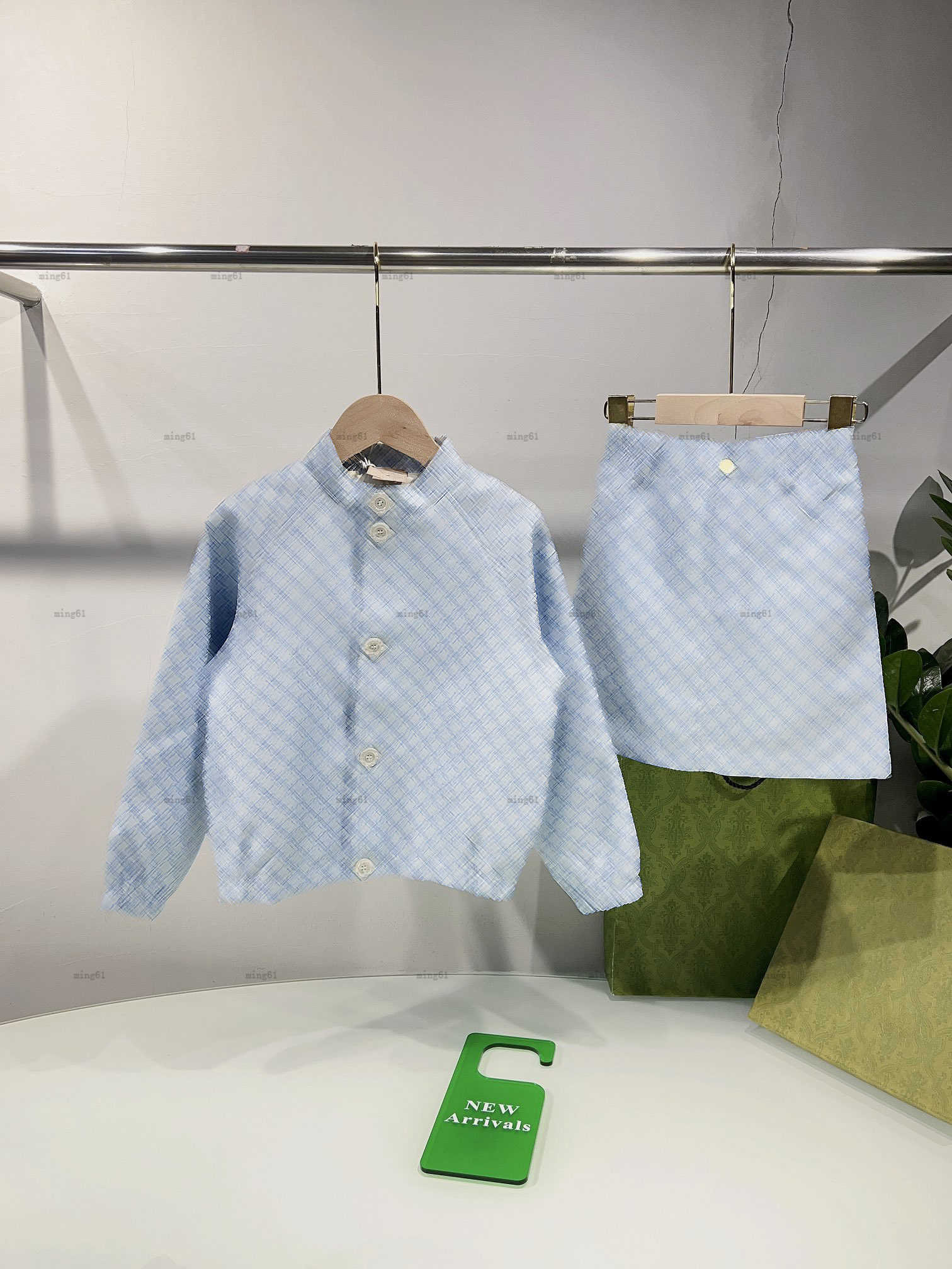 Brand girls dress set Autumn child skirt suits kids designer clothes Sky blue The logo is full of design jackets and skirts