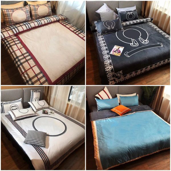 designer Classic Elegant ladies Multiple styles Solid colors 4pcs comfortable bedroom vintage accessory with multi style bedding set king qu