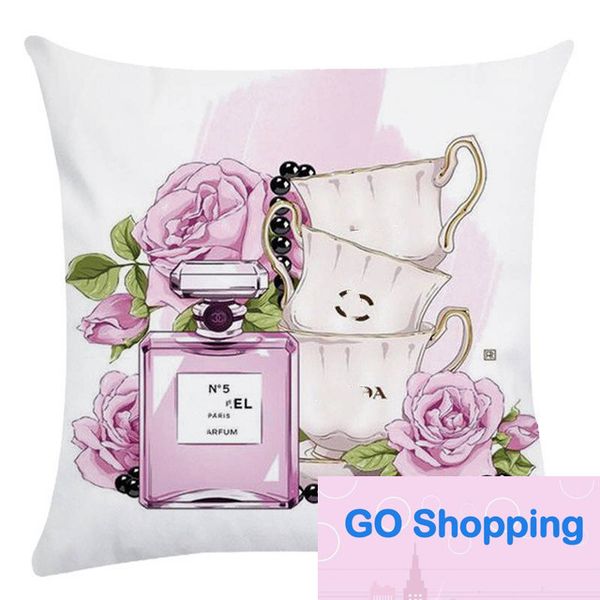 High Design New Small Perfume Bottle Series Peach Skin Fabric Pillow Cover Home Pillowcase Z250106