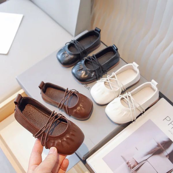 Baby Shoes Sapatos Femininos Casual Sólido Casual Mary Janes Apartamento Soft Sapatos de Colher de Colher Sapatos Confiados de Crianças 2501