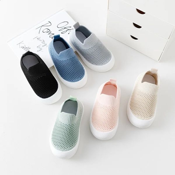 Baby First Walking Shoes não esquisitos Criança unissex Sof Soole Sapatos de meia respirável 241228