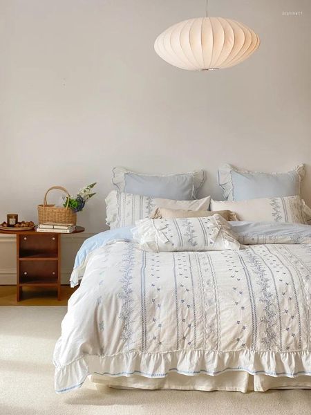 Gentle Korean Embroidery ral Bedding Set | 4Pcs Yarn-Dyed Washed Cotton Lace Lotus Leaf Home Textiles