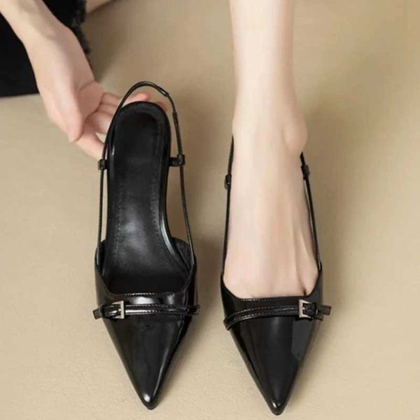 Toe pontiagudo Sexy Sapatos de festas HEM HEN WEN SANDALS Designer de verão Bombas Slingback Casual Shoes Slippers 2024 Novo Y241213
