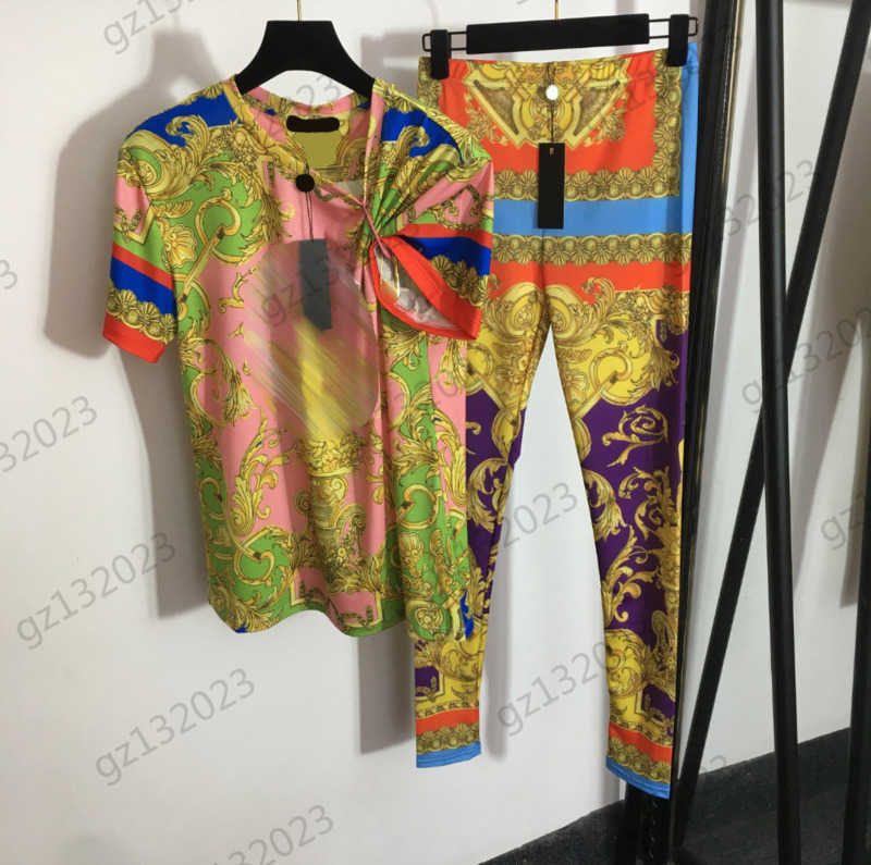 Womens Tracksuit Classic Medusa Figure Print Pin Design Round Neck Short Sleeves T-shirt Soft Breathable Material Stretch Leggings Women Clothing 19